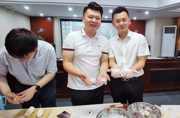 共青團(tuán)南昌市政建設(shè)集團(tuán)有限公司委員會(huì)舉辦了“承傳統(tǒng)文化，享團(tuán)圓美滿(mǎn)”中秋主題活動(dòng)6912.jpg