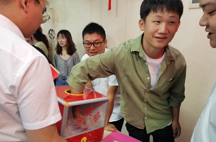 共青團(tuán)南昌市政建設(shè)集團(tuán)有限公司委員會(huì)舉辦了“承傳統(tǒng)文化，享團(tuán)圓美滿(mǎn)”中秋主題活動(dòng)6914.jpg